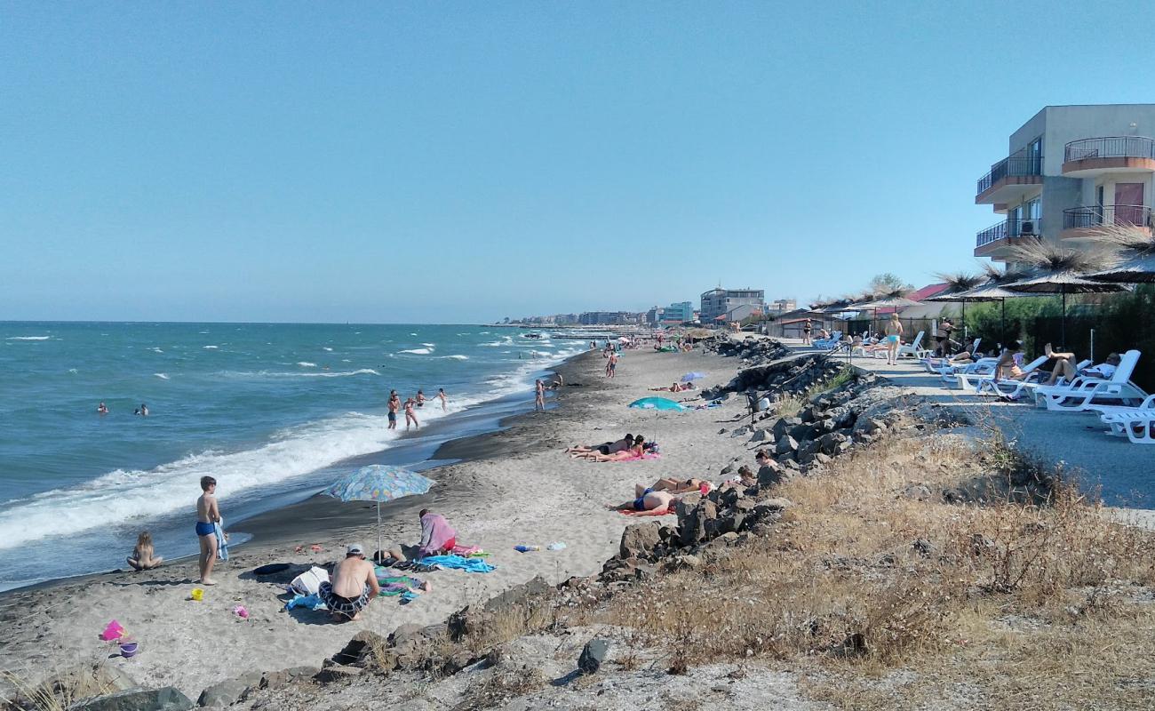 Фото Anhialo beach с серая чистая галька поверхностью