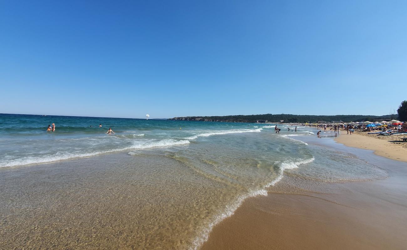 Фото Kavatsite beach с золотистый песок поверхностью