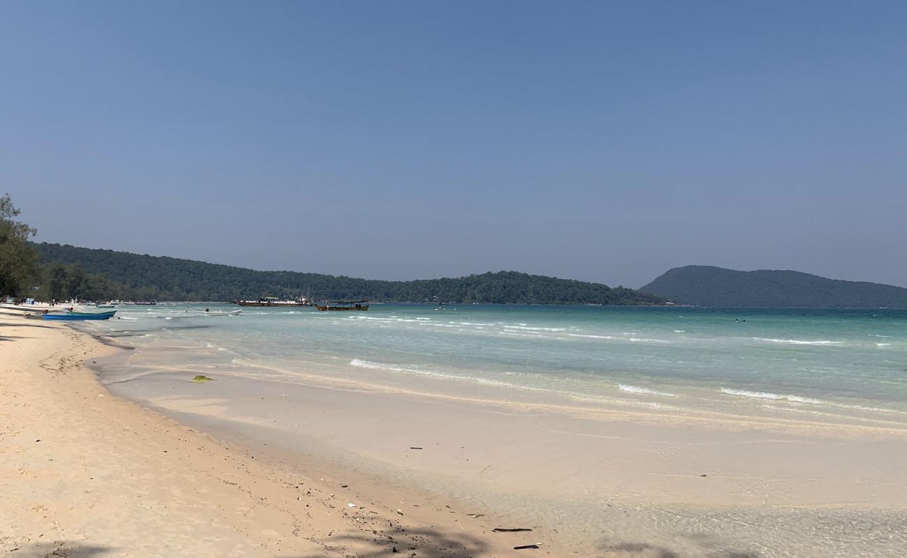 Фото Koh Rong Samloem Beach с светлый песок поверхностью