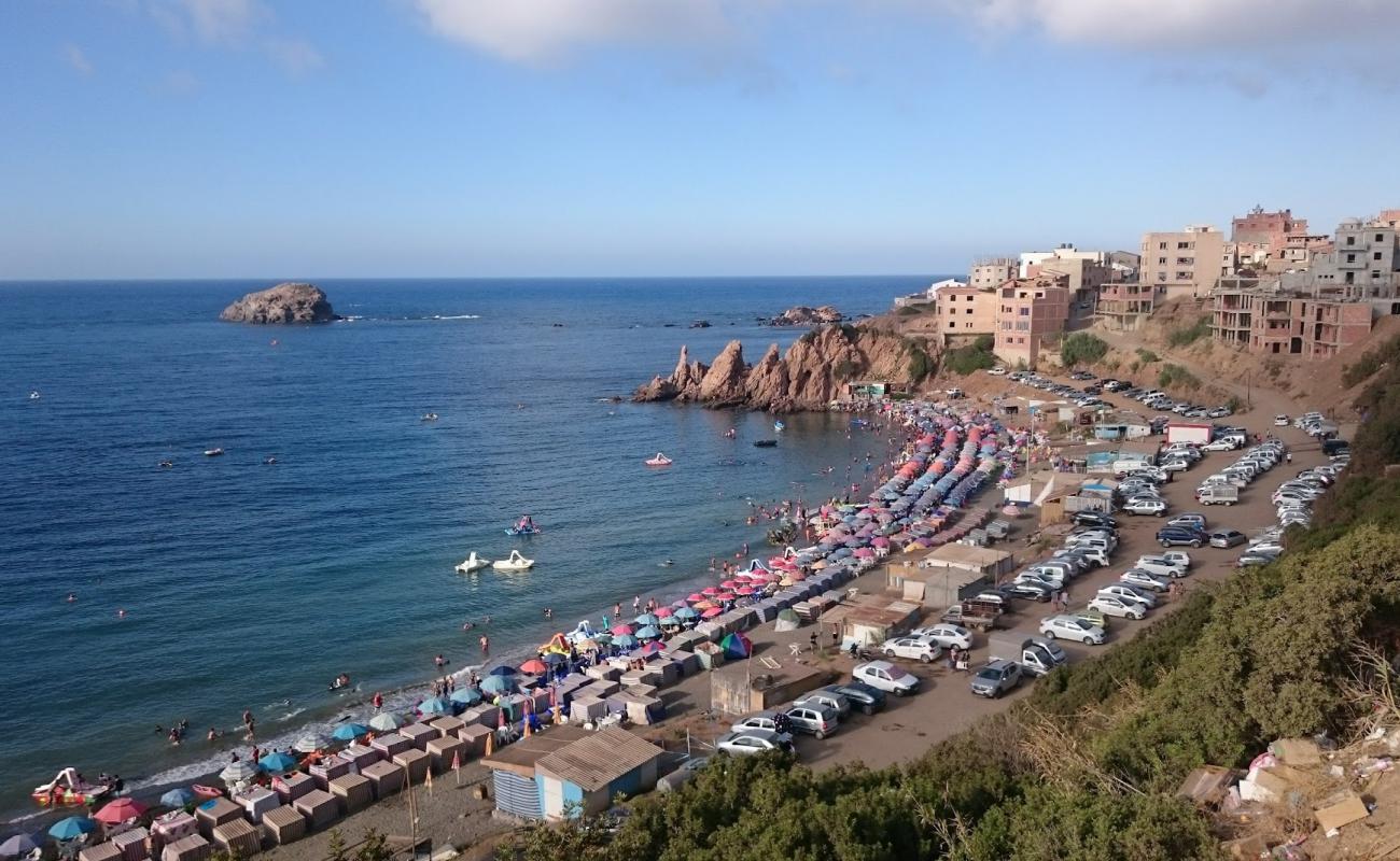 Фото Plage Bleu с белая чистая галька поверхностью