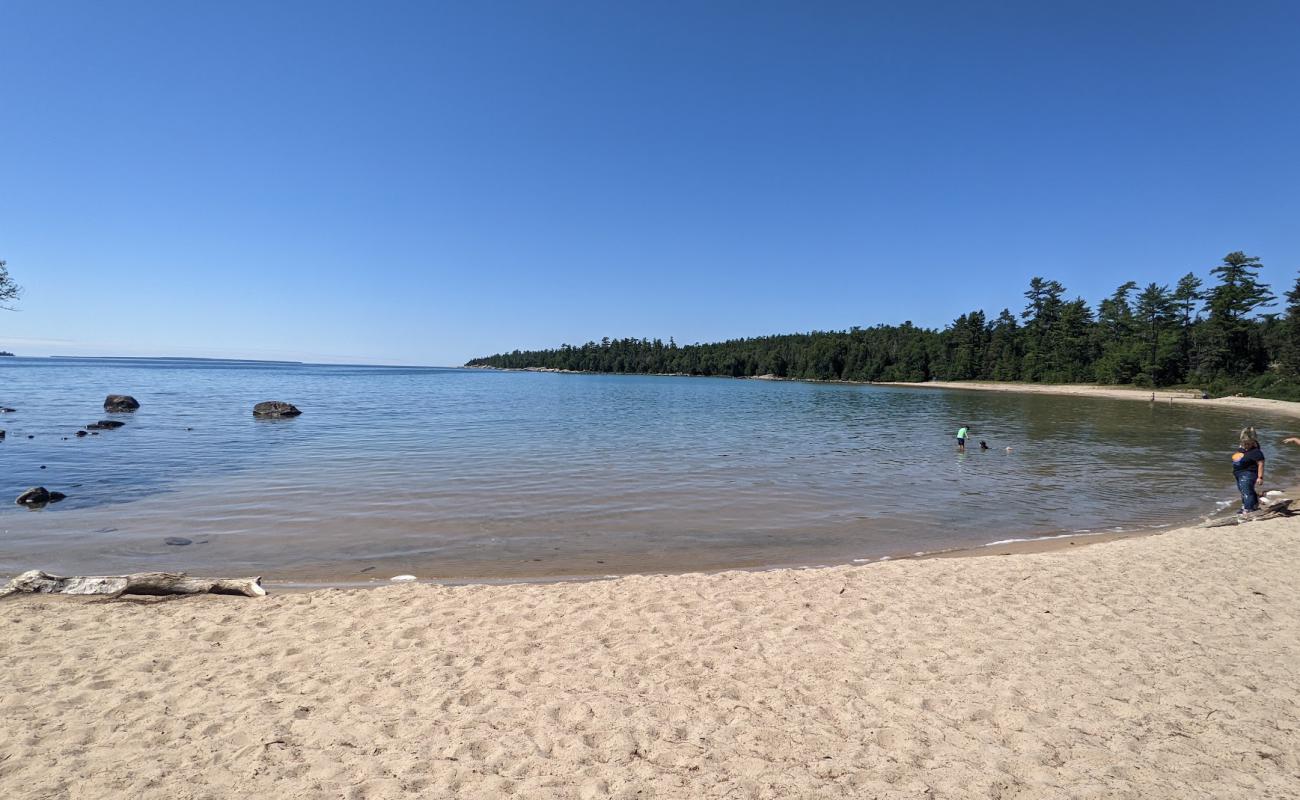 Фото Katherine Cove с светлый песок поверхностью