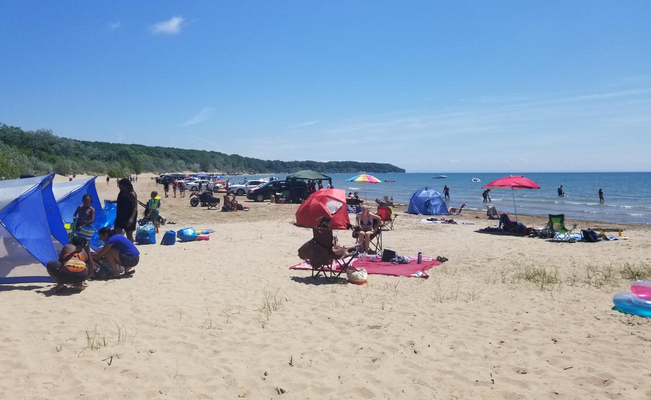 Фото Nickel Beach с светлый песок поверхностью