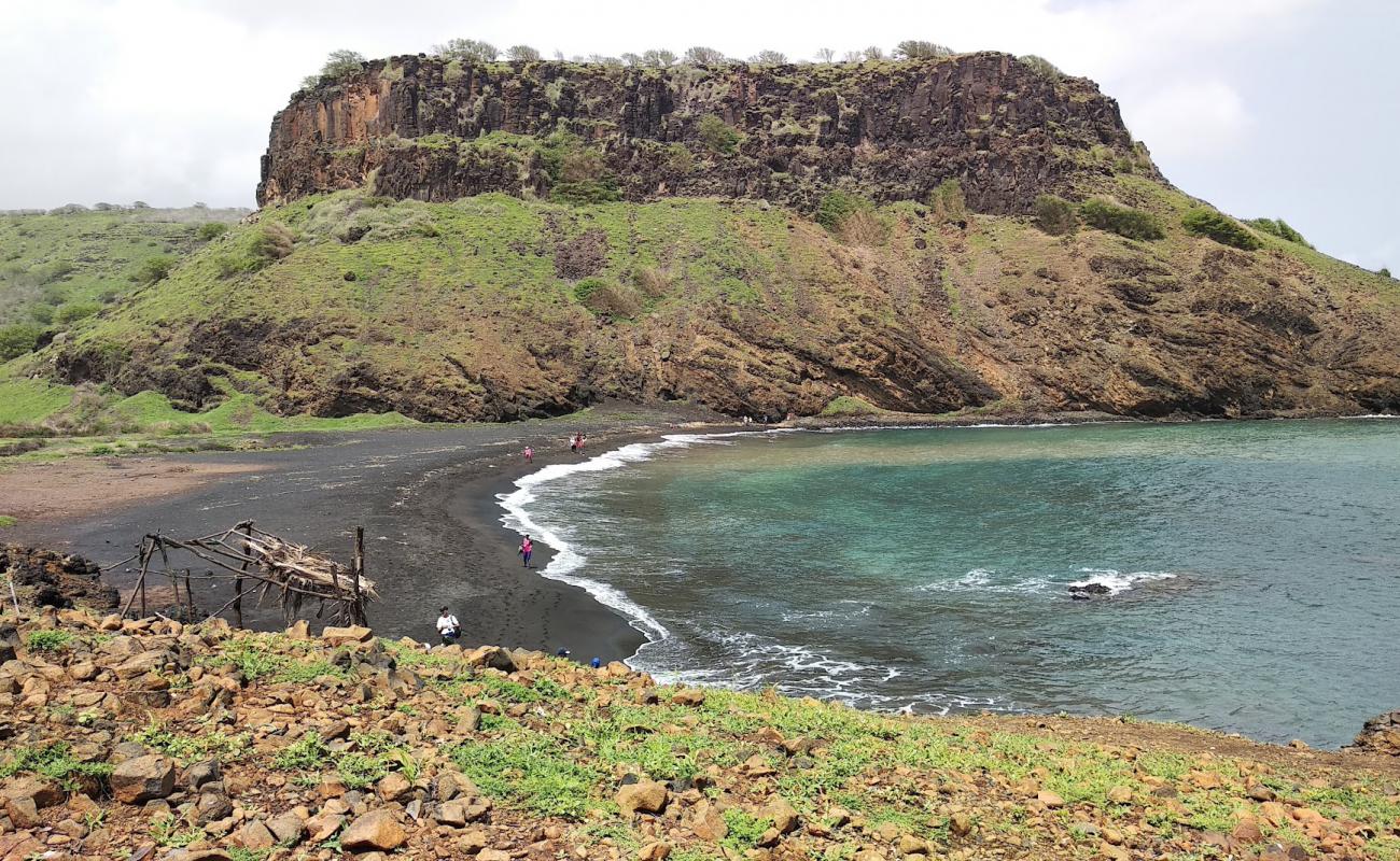 Фото Praia de Mangue с песок с камнями поверхностью