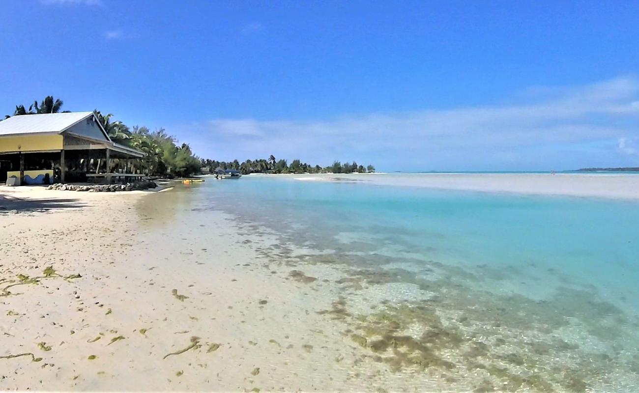 Фото Ootu Beach с песок с галькой поверхностью