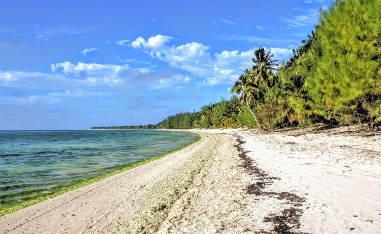 Фото Aitutaki Beach и поселение