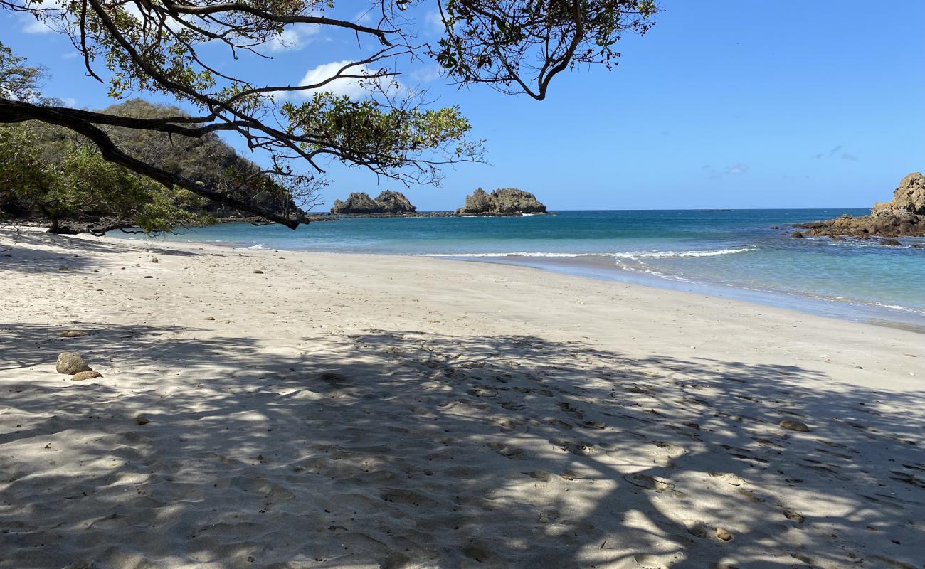 Фото Rajadita beach с светлый песок поверхностью