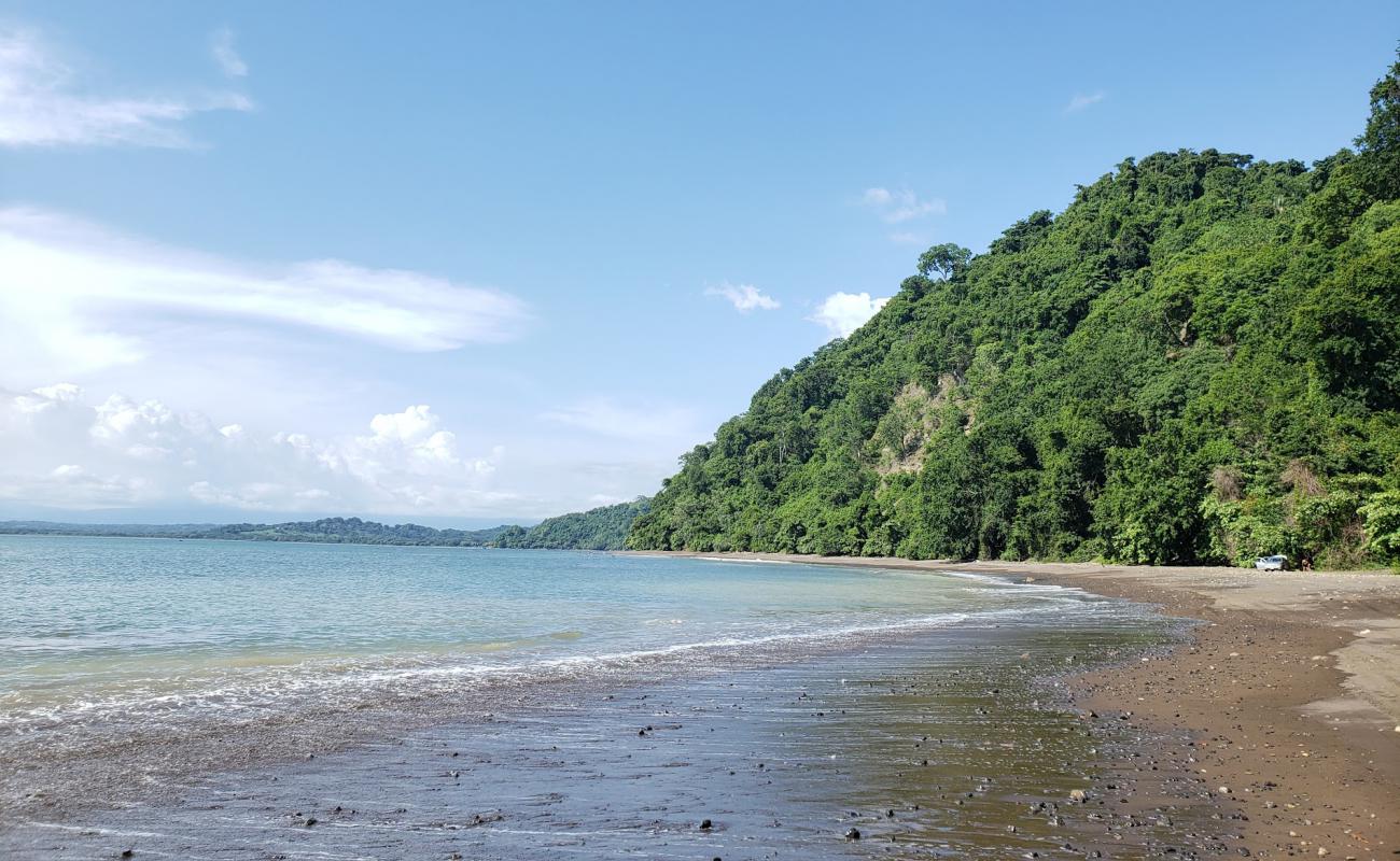 Фото Playa Bochinche с песок с галькой поверхностью