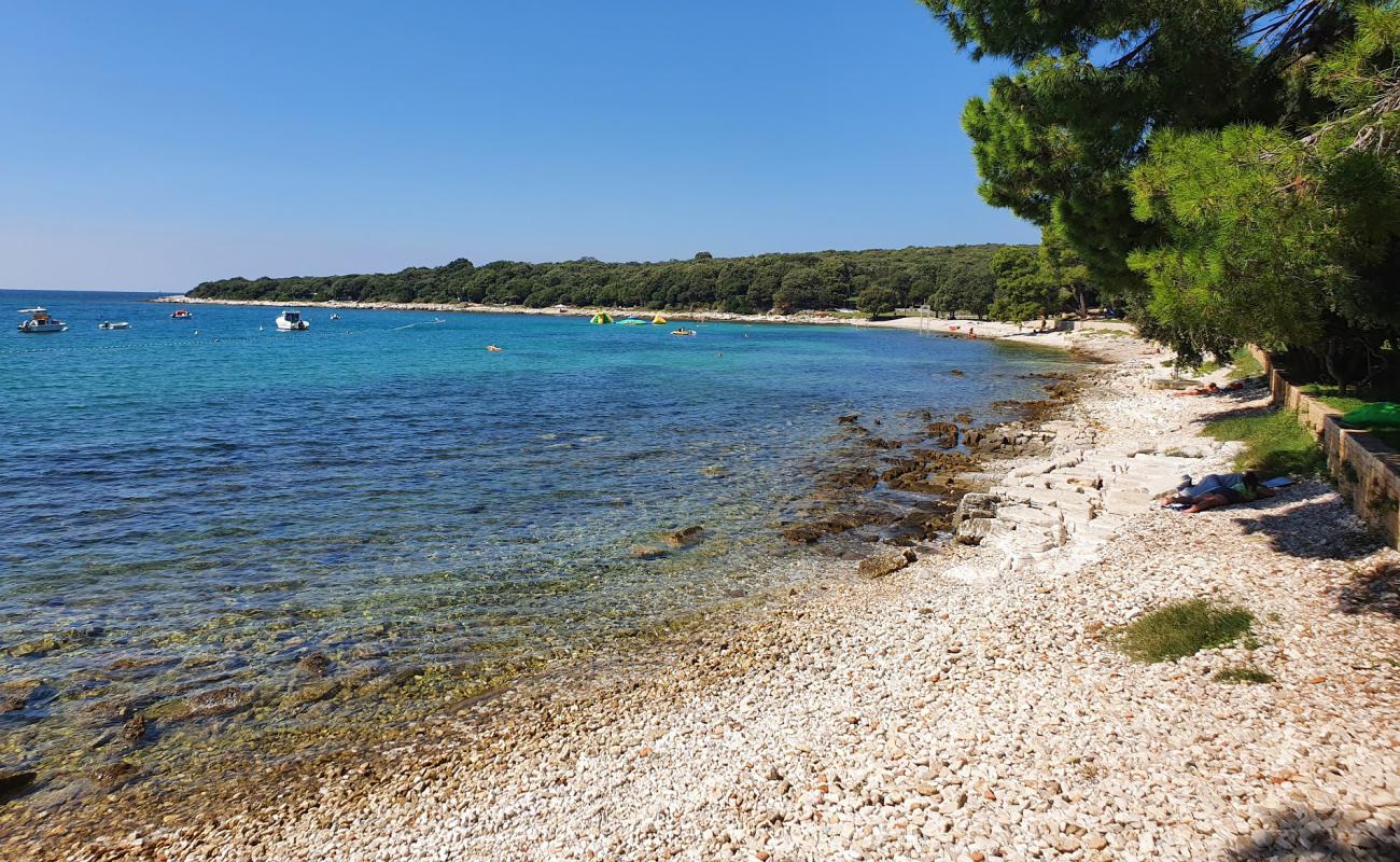 Фото Sv. Jakov beach с светлая галька поверхностью