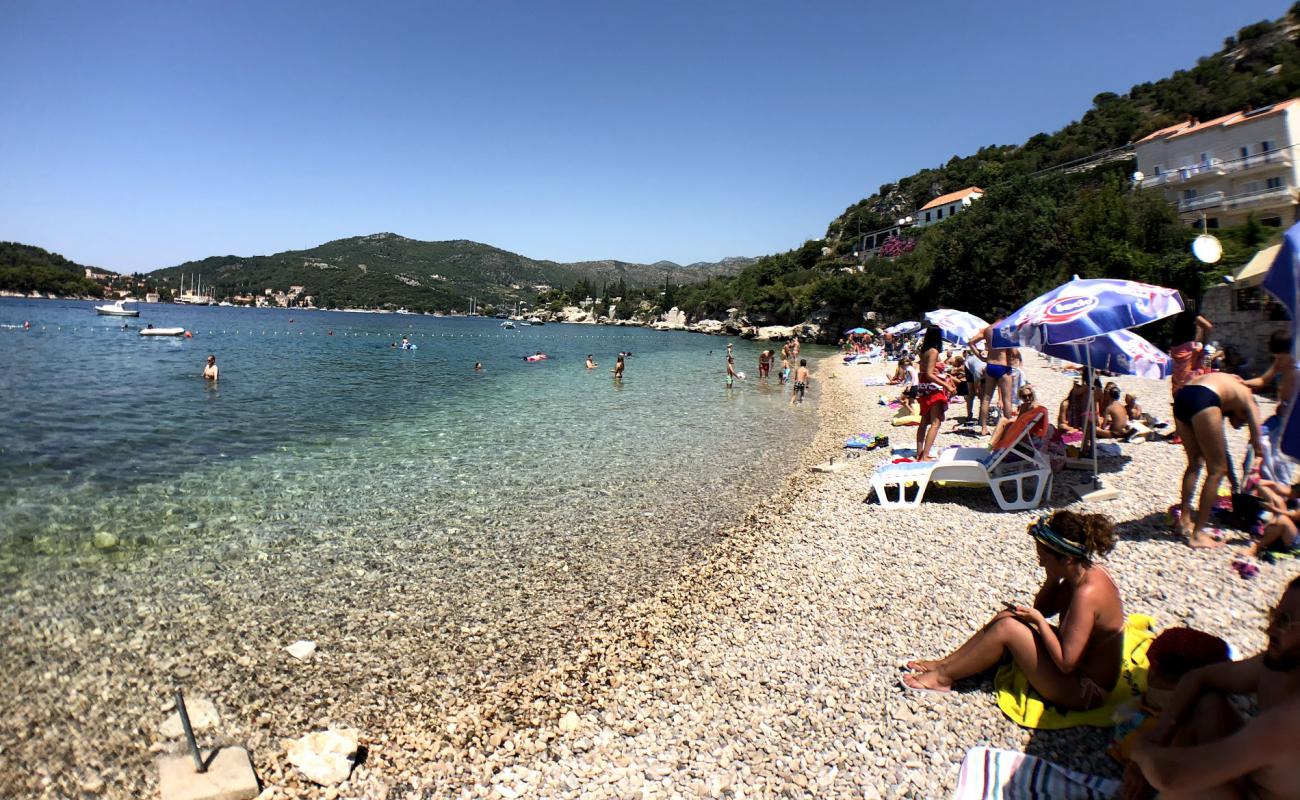 Фото Stikovica beach с светлая галька поверхностью