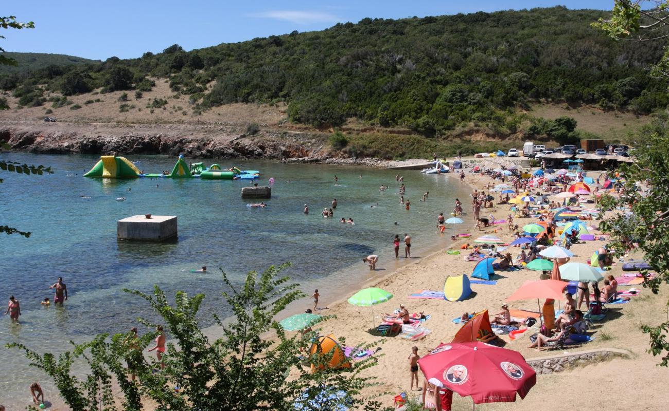 Фото Sv. Marak beach с светлый песок поверхностью