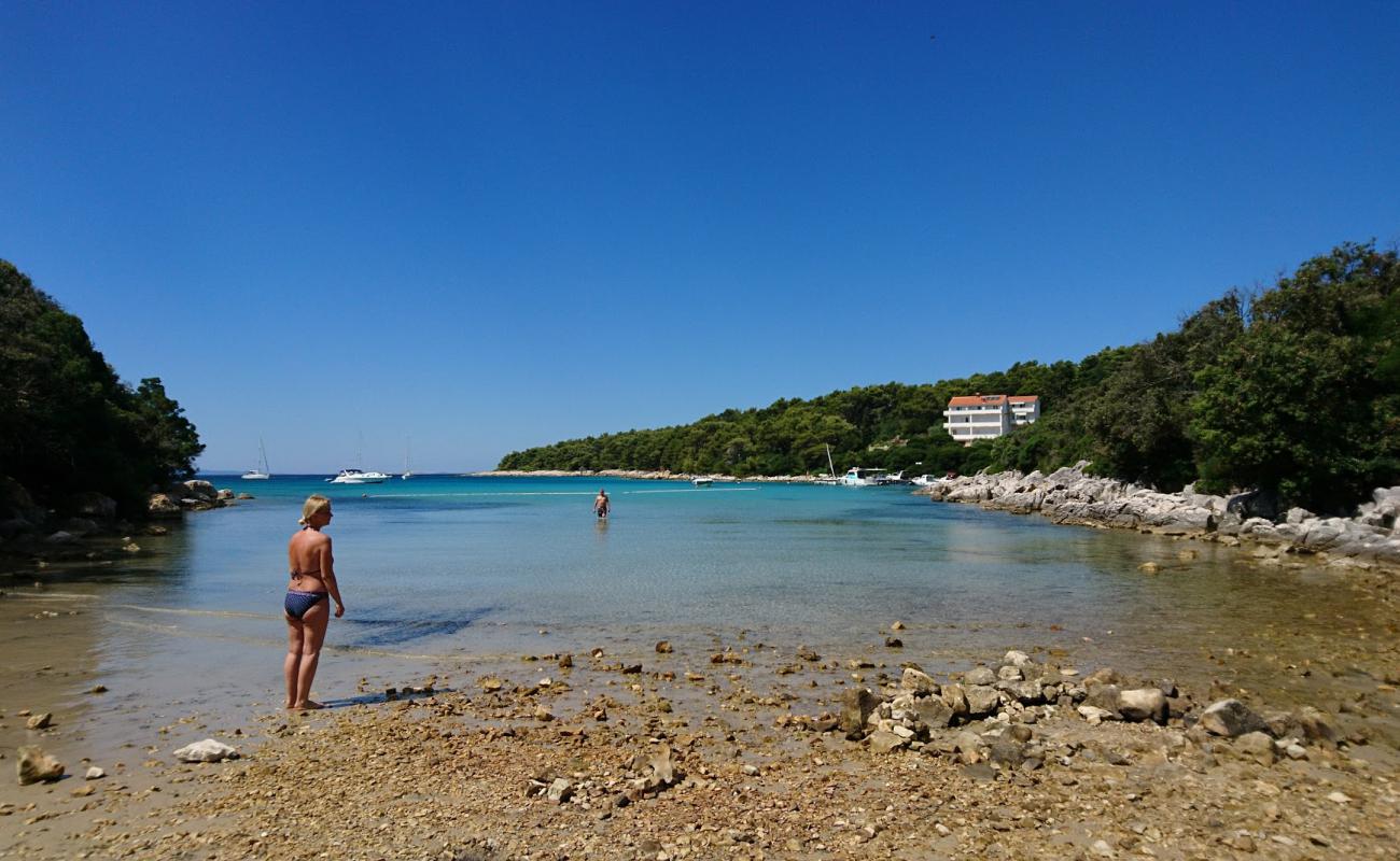 Фото Gozinka beach с песок с камнями поверхностью