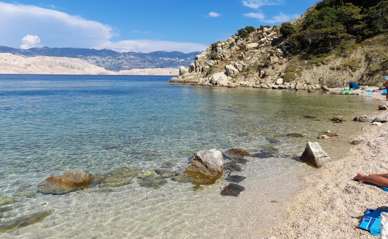 Фото Delfinka beach с белая чистая галька поверхностью