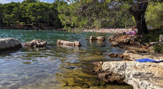 Stari Grad beach