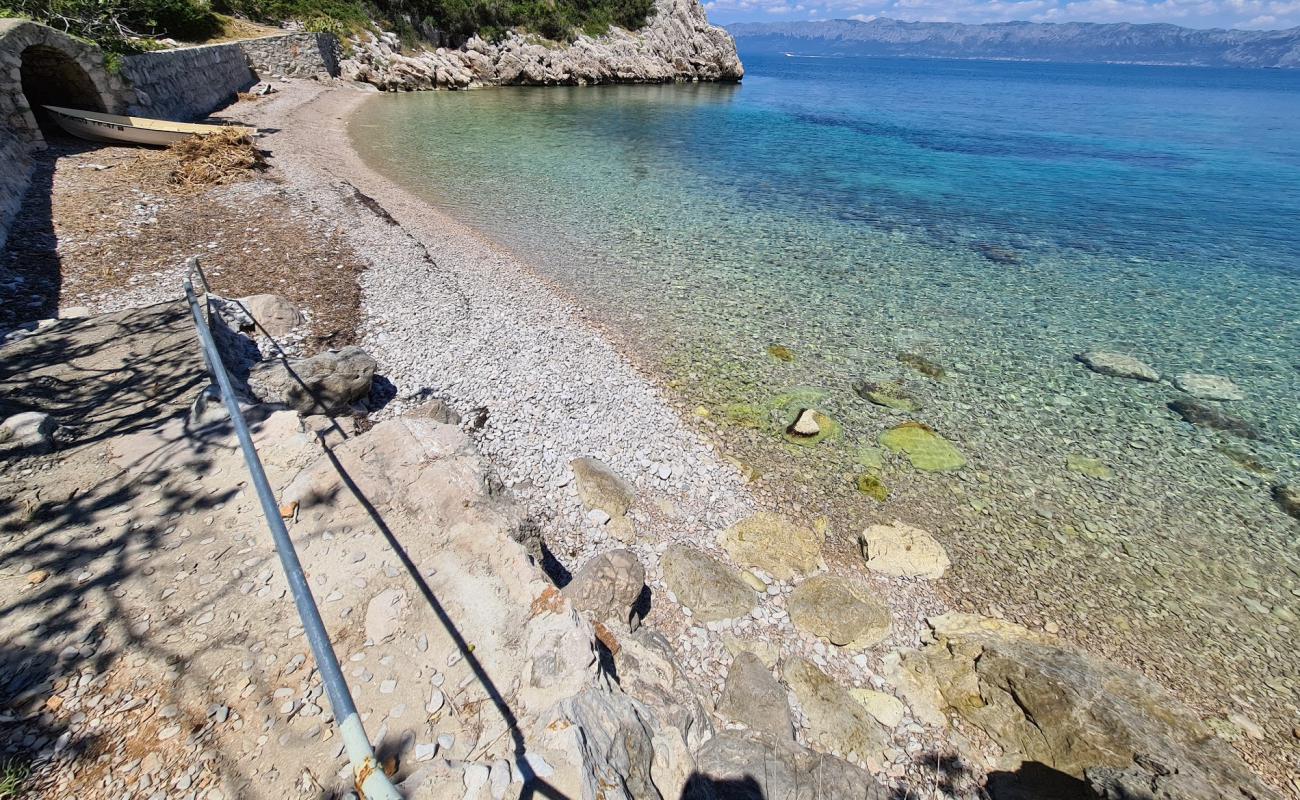 Фото Belecica beach с светлая галька поверхностью