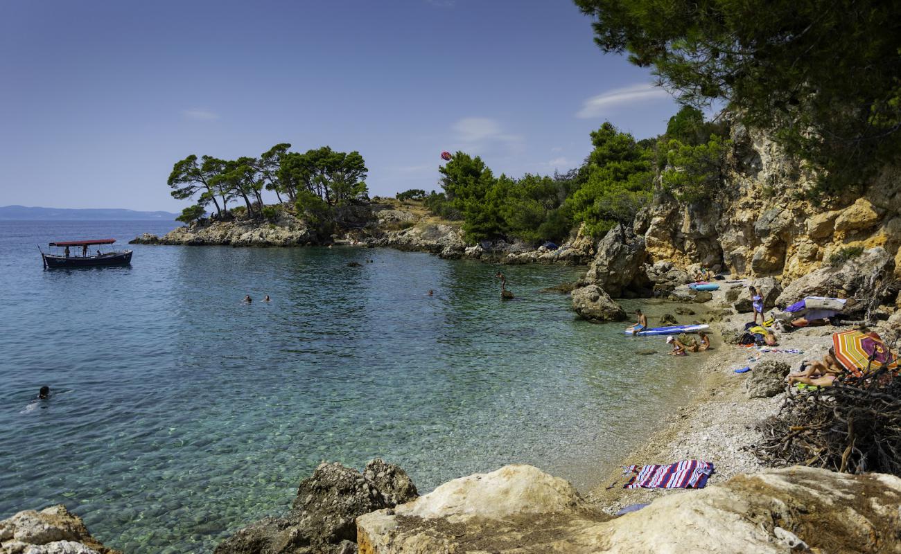 Фото Beach Garma с белая чистая галька поверхностью