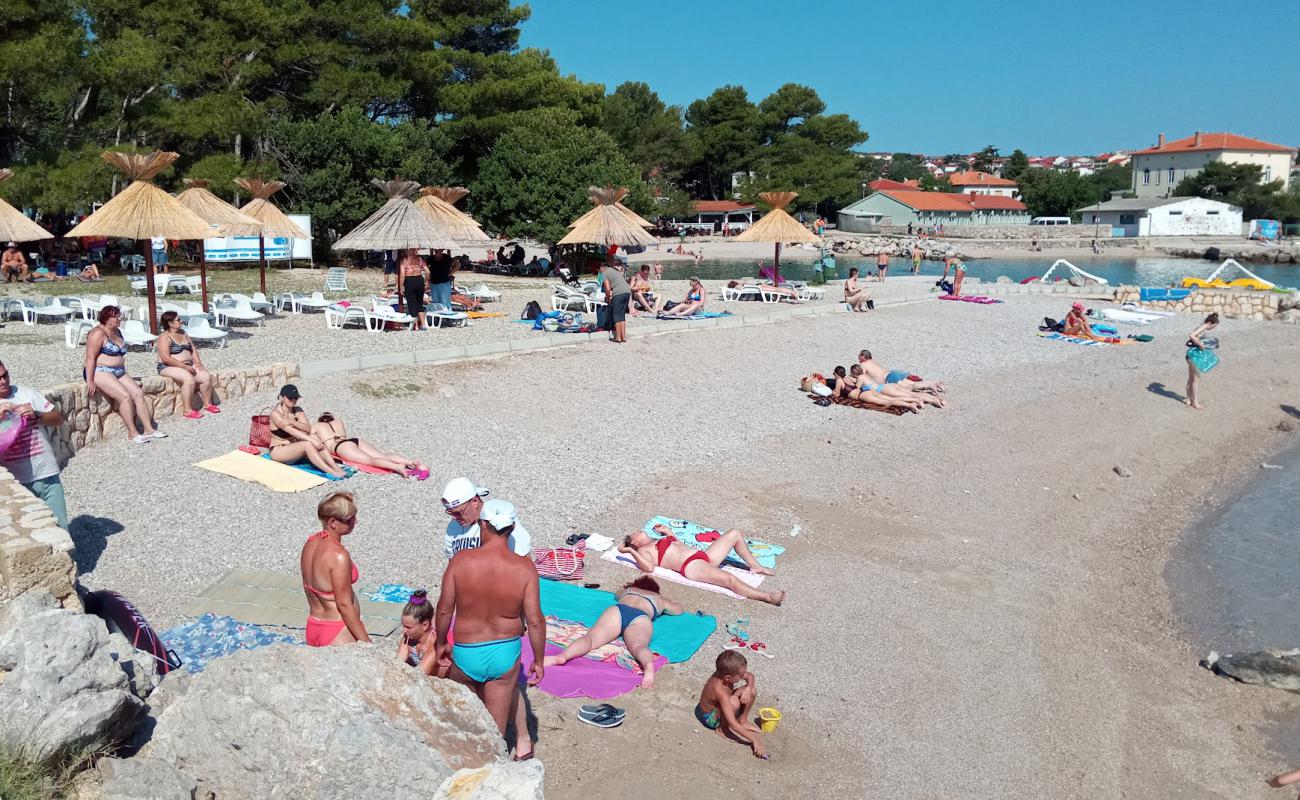 Фото Lukobran Beach с серая чистая галька поверхностью