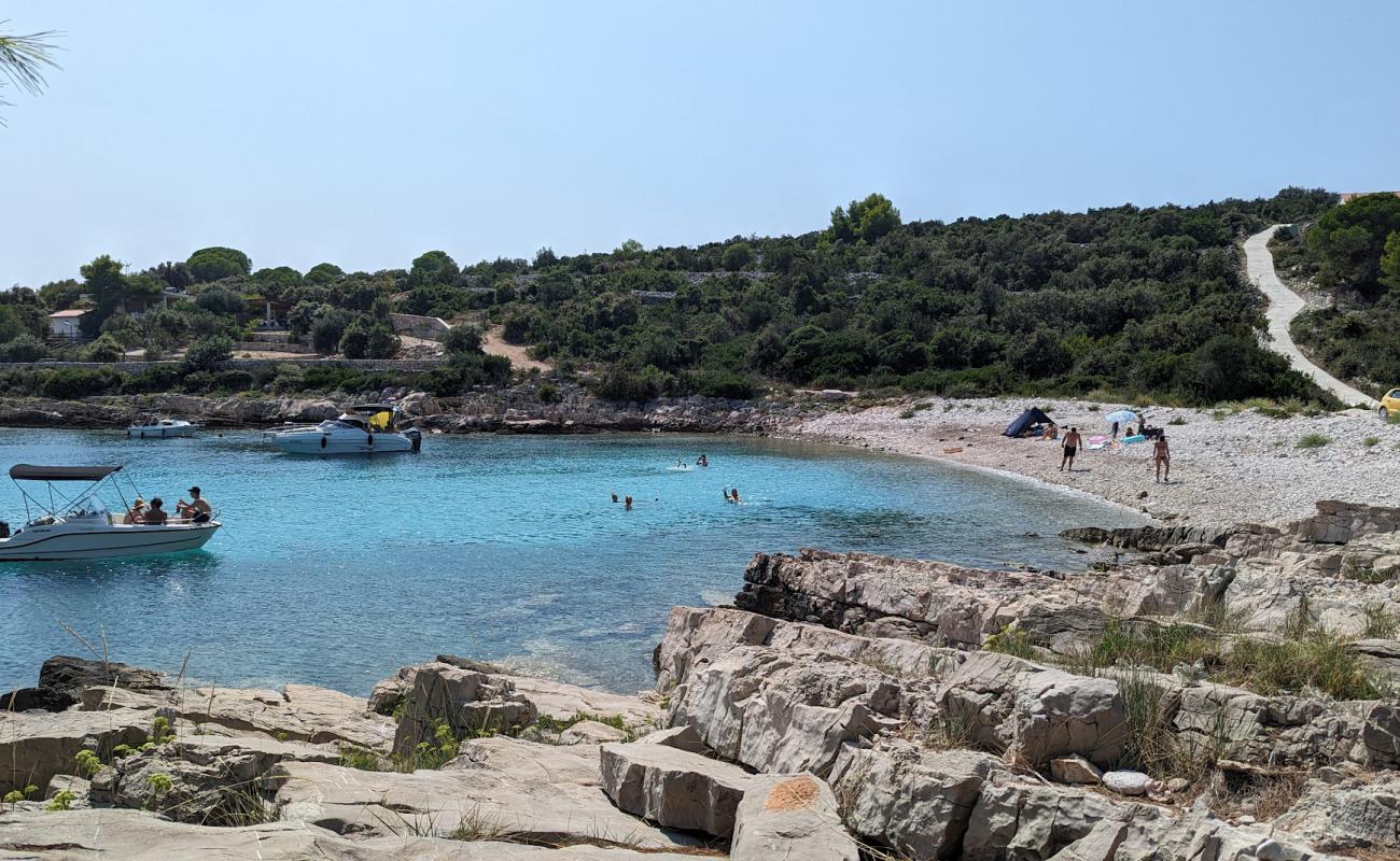 Фото Solinska Beach с камни поверхностью