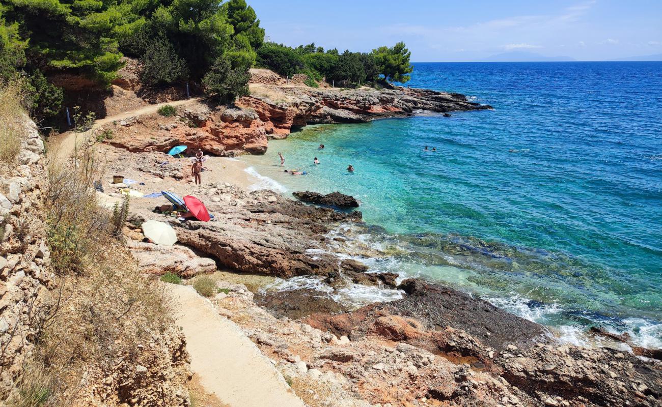 Фото Beach Molva с белая чистая галька поверхностью