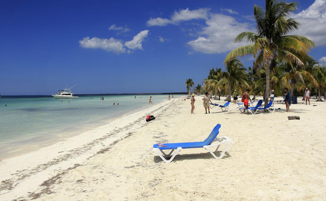 Фото Cayo Blanco с белый чистый песок поверхностью