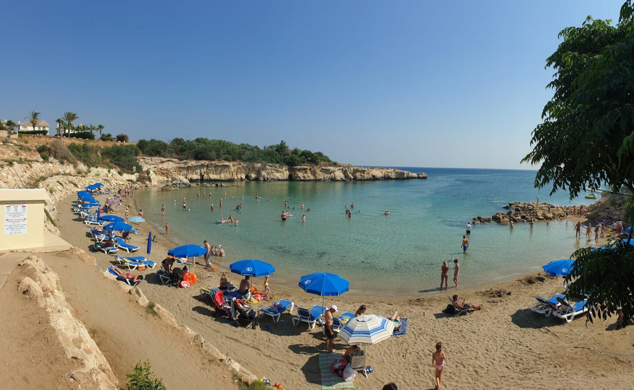 Фото Malama beach с золотистый песок поверхностью