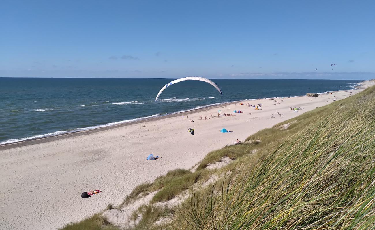 Фото Vederso Beach с светлый песок поверхностью