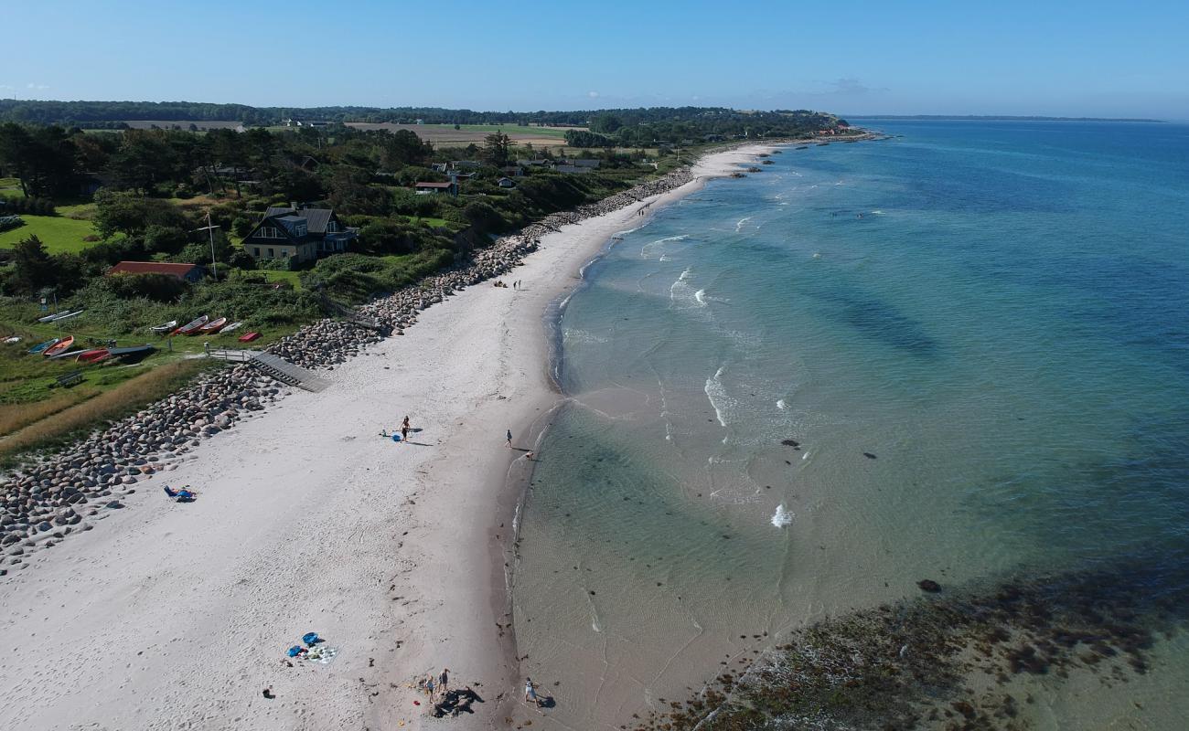 Фото Galgebjerg Beach с светлый песок поверхностью