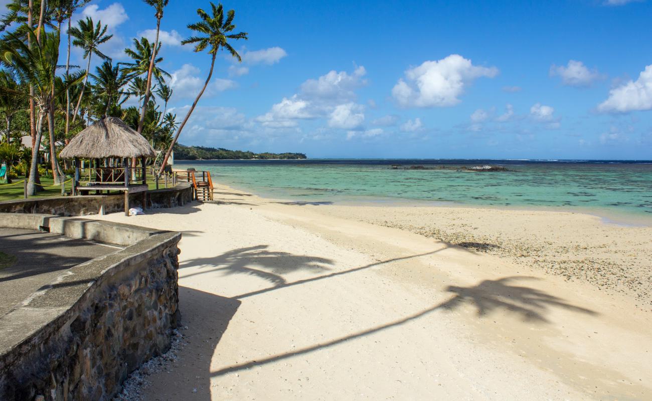 Фото Fiji Hideaway Beach с песок с камнями поверхностью