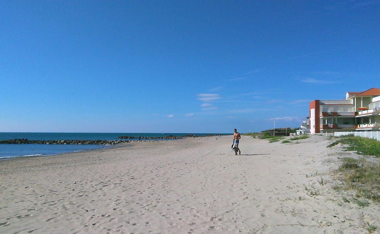 Фото Frontignan plage с светлый песок поверхностью