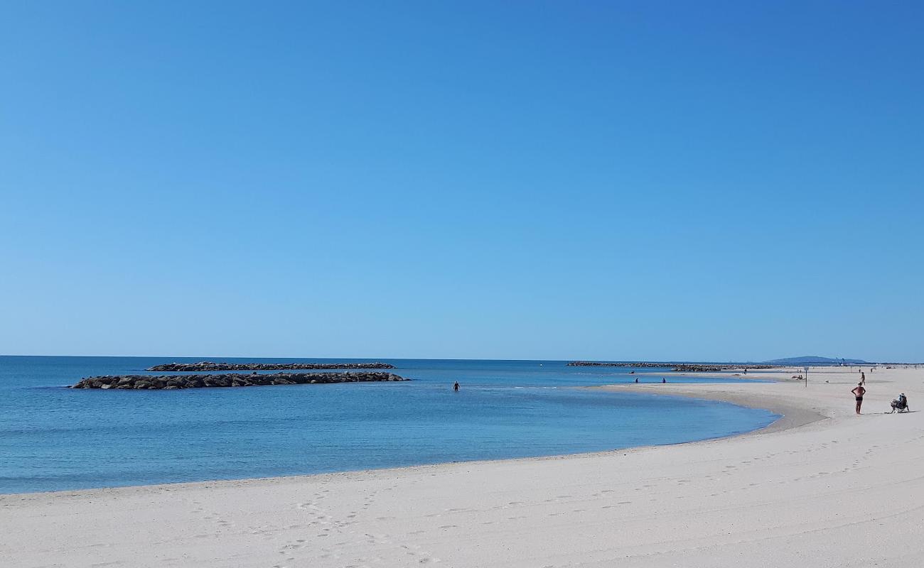 Фото Palavas beach с светлый песок поверхностью