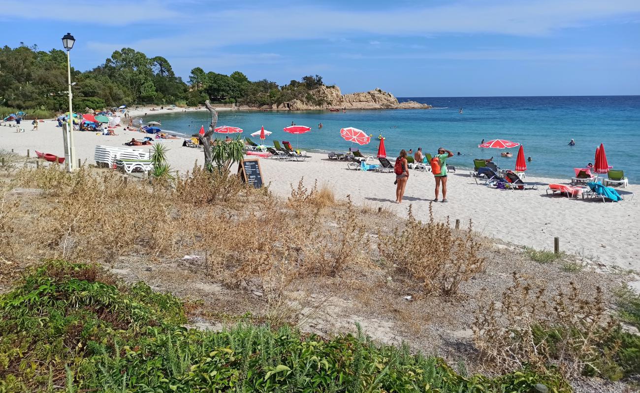 Фото Plage De Canella с светлый песок поверхностью