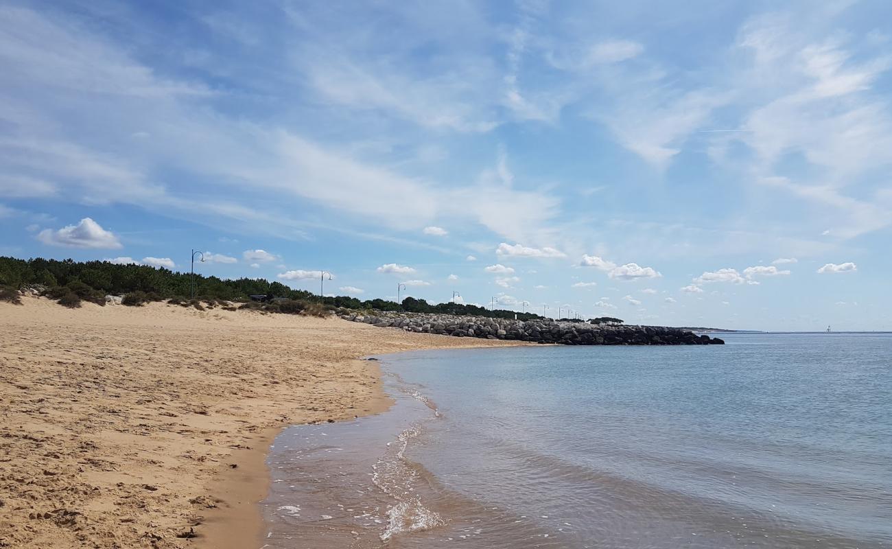 Фото Plage de la Palmyre с белый песок поверхностью