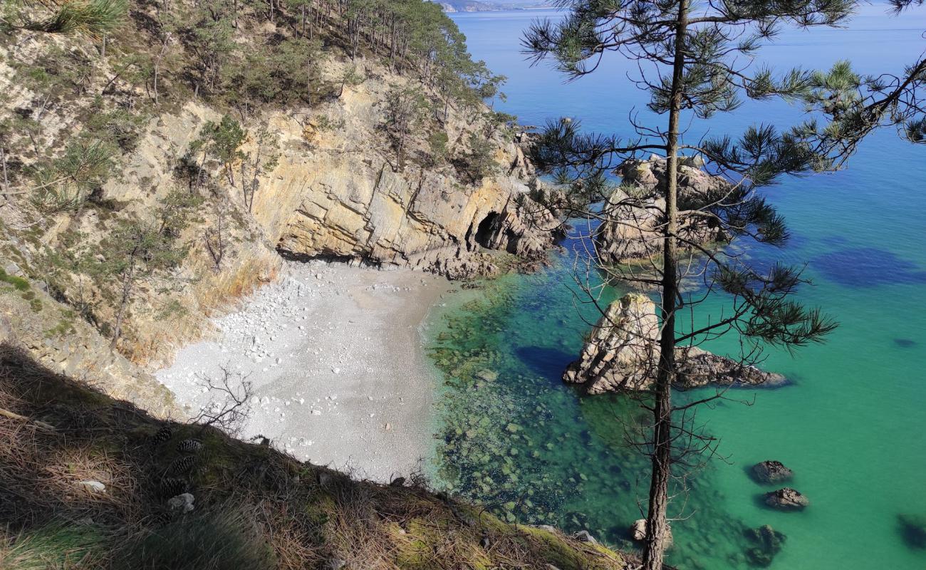 Фото Plage du Bois du Kador с светлая галька поверхностью