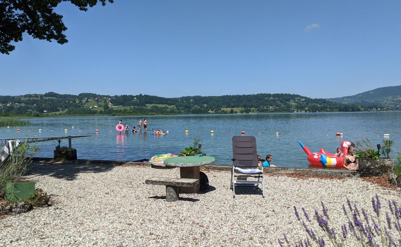 Фото Ferrand Beach с светлый песок поверхностью