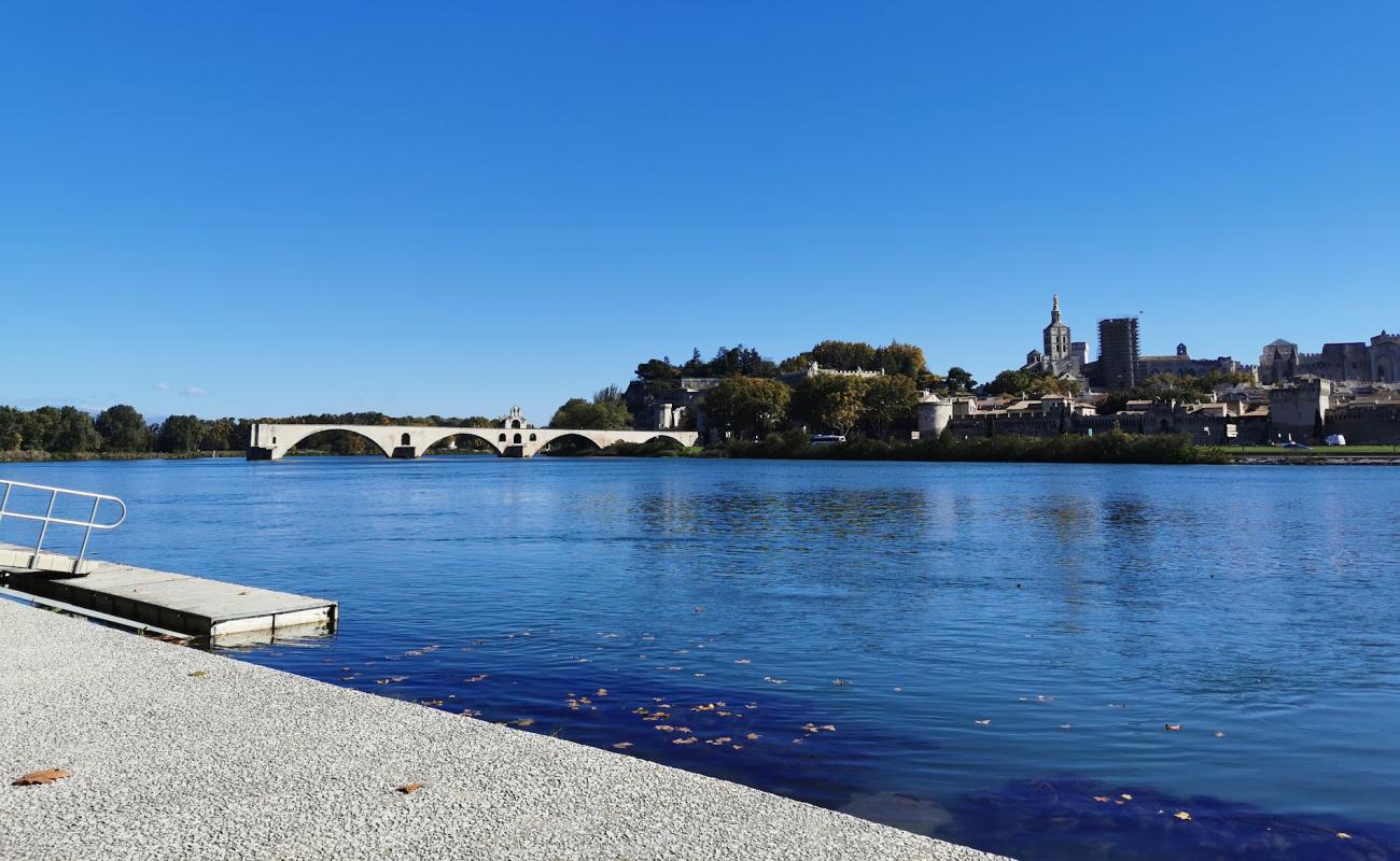 Фото Avignon plage с бетон поверхностью