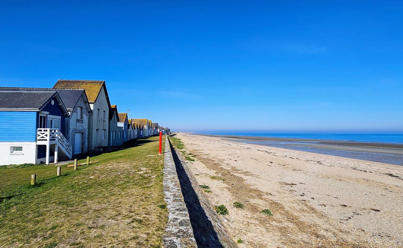 Фото Plage de Ravenoville с светлый песок поверхностью