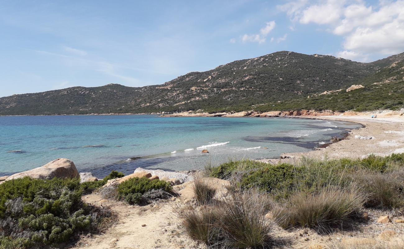 Фото Plage de Mucchiu Biancu с светлый песок поверхностью