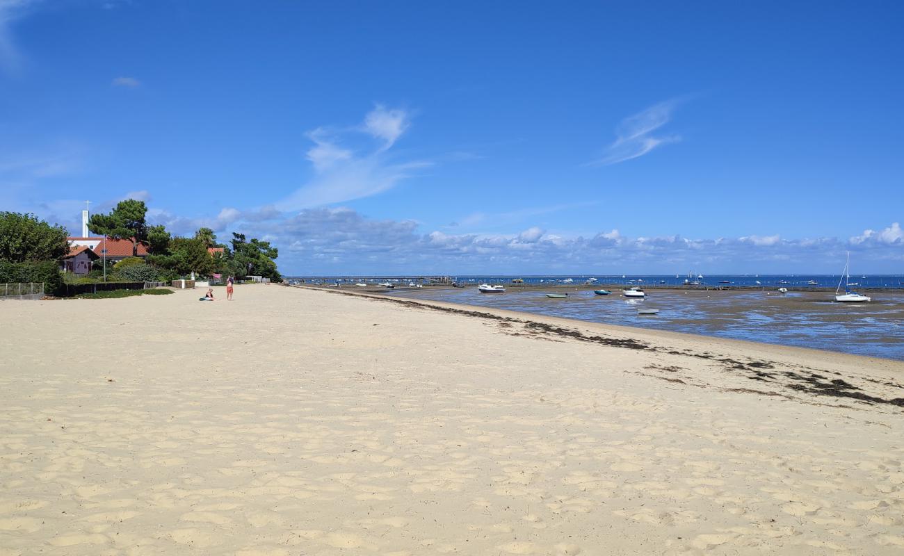 Фото Plage du Centre с светлый песок поверхностью