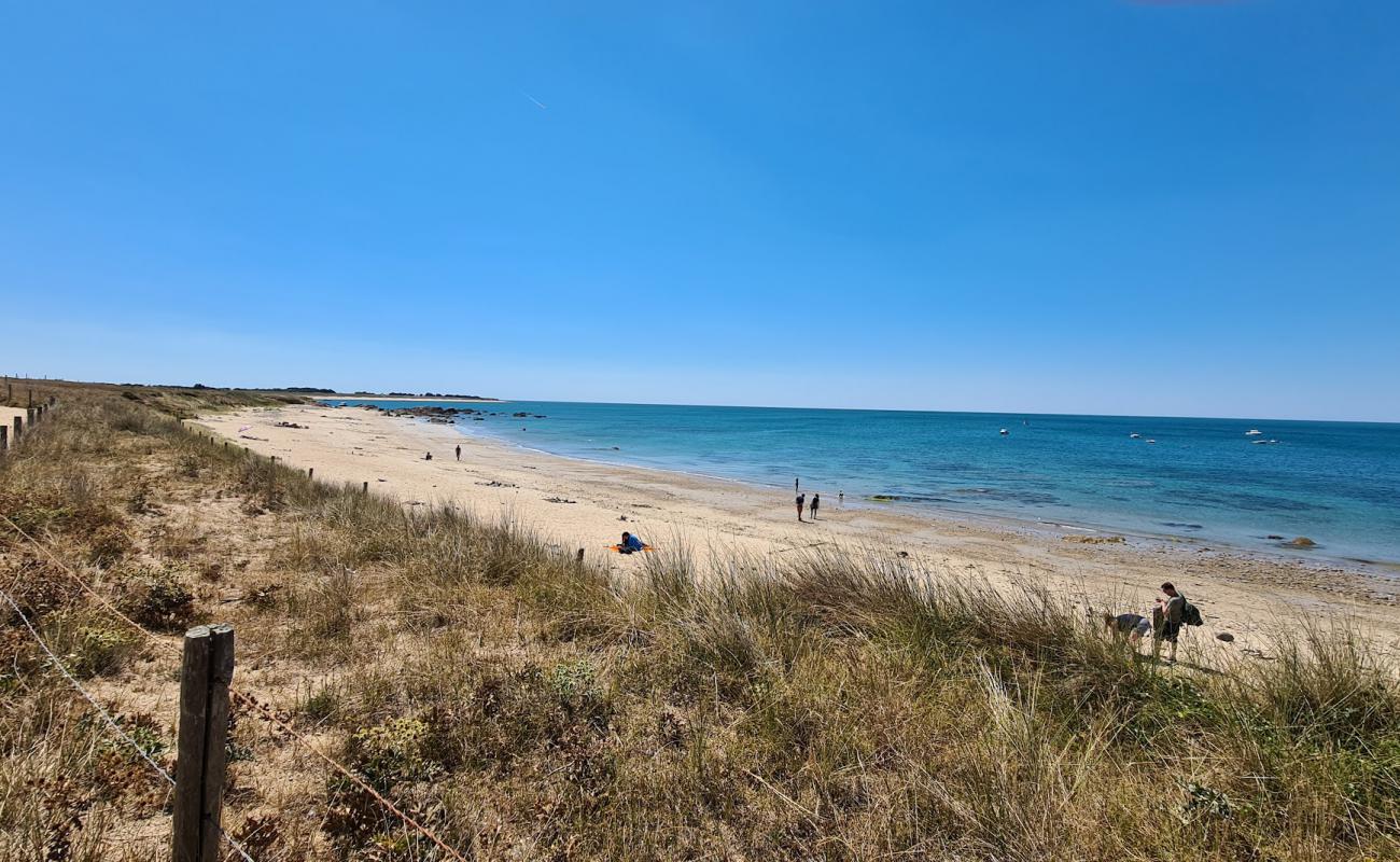 Фото Plage des Lutins с светлый песок поверхностью