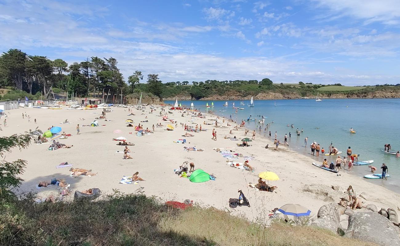 Фото Plage de Port Manec'h с светлый песок поверхностью