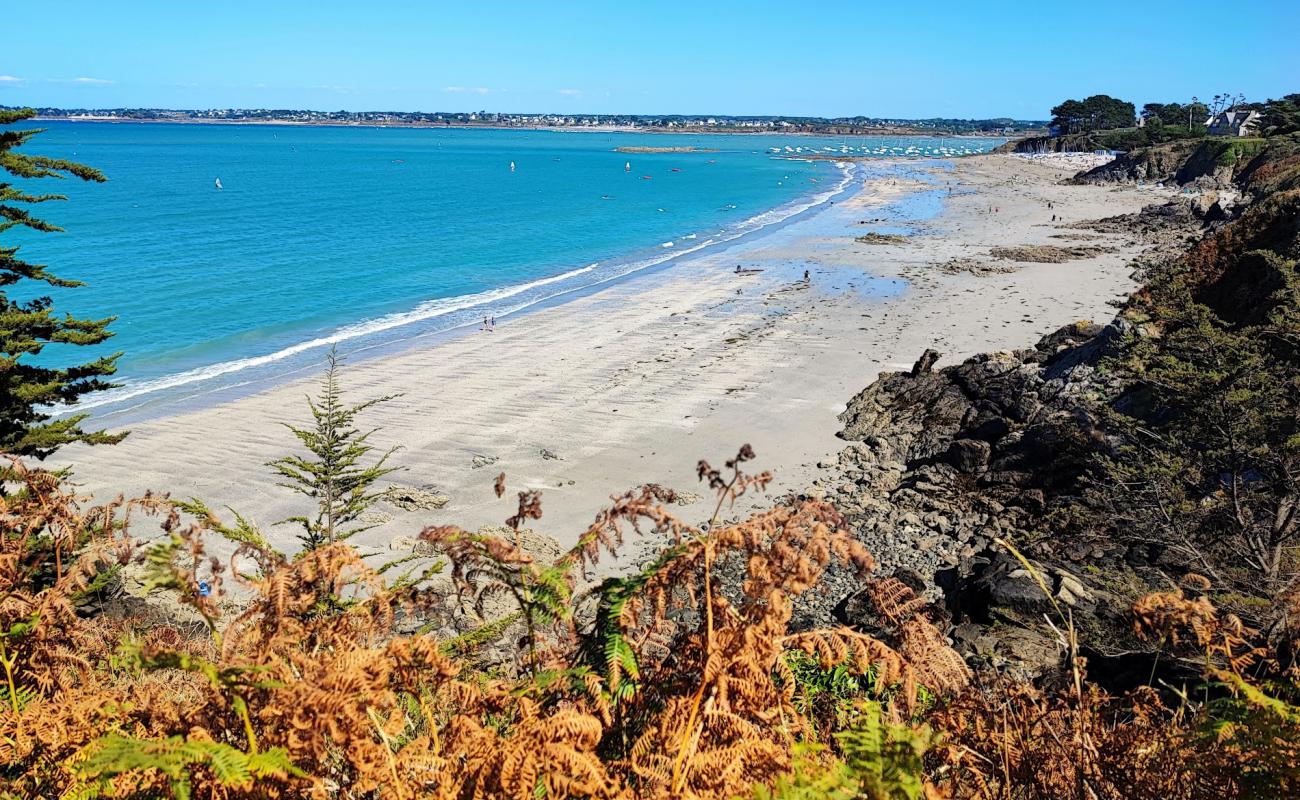 Фото Plage du Rougeret с светлый песок поверхностью