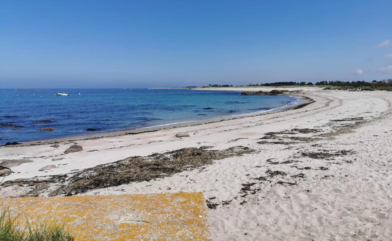 Фото Plage du Sablon с светлый песок поверхностью