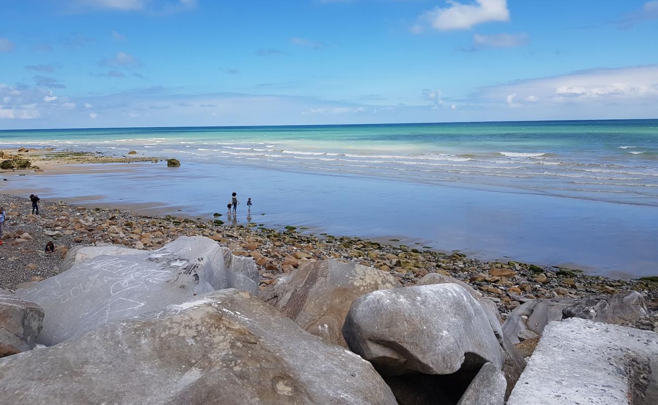 Фото Plage du Petit Ailly с серая галька поверхностью