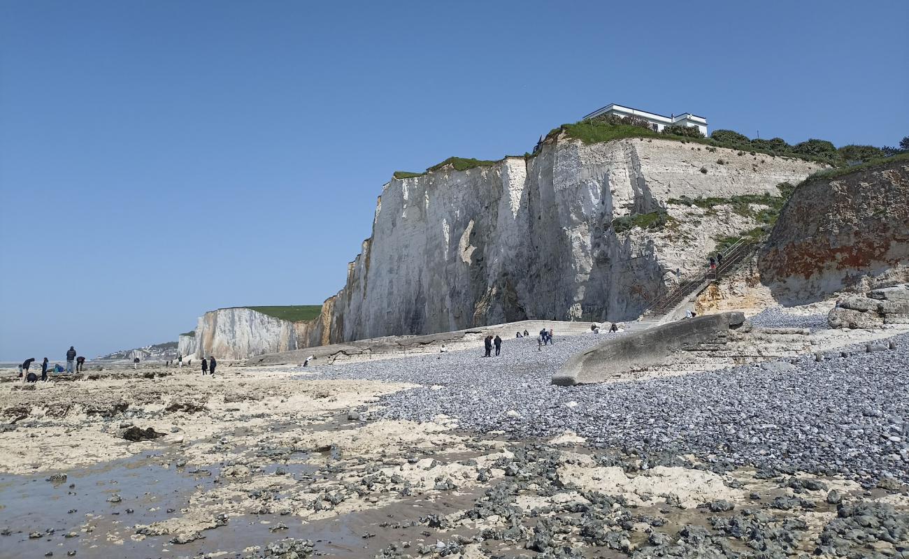 Фото Plage du Bois de Cise с серая галька поверхностью