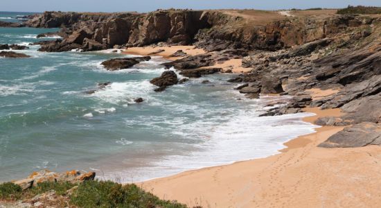 Plage des Sables Rouis