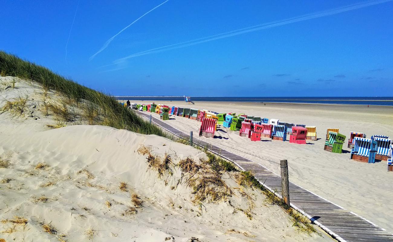 Фото Hauptstrand Langeoog с светлый песок поверхностью