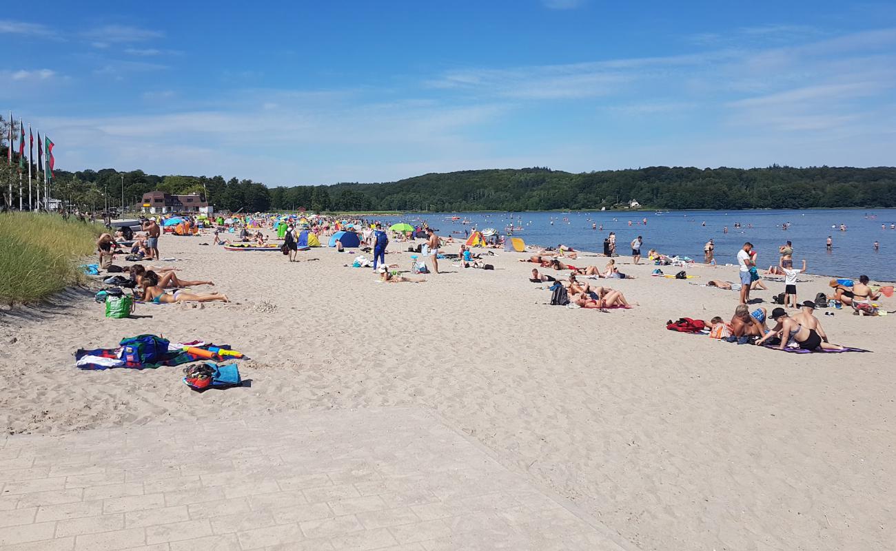 Фото Wassersleben strand с светлый песок поверхностью