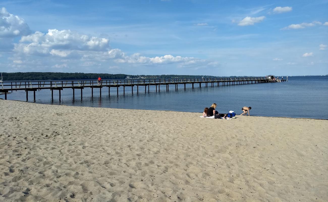 Фото Ostseebad Flensburg с светлая галька поверхностью