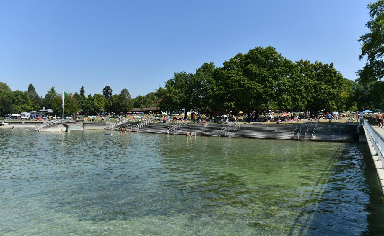 Фото Strandbad Friedrichshafen с бетон поверхностью