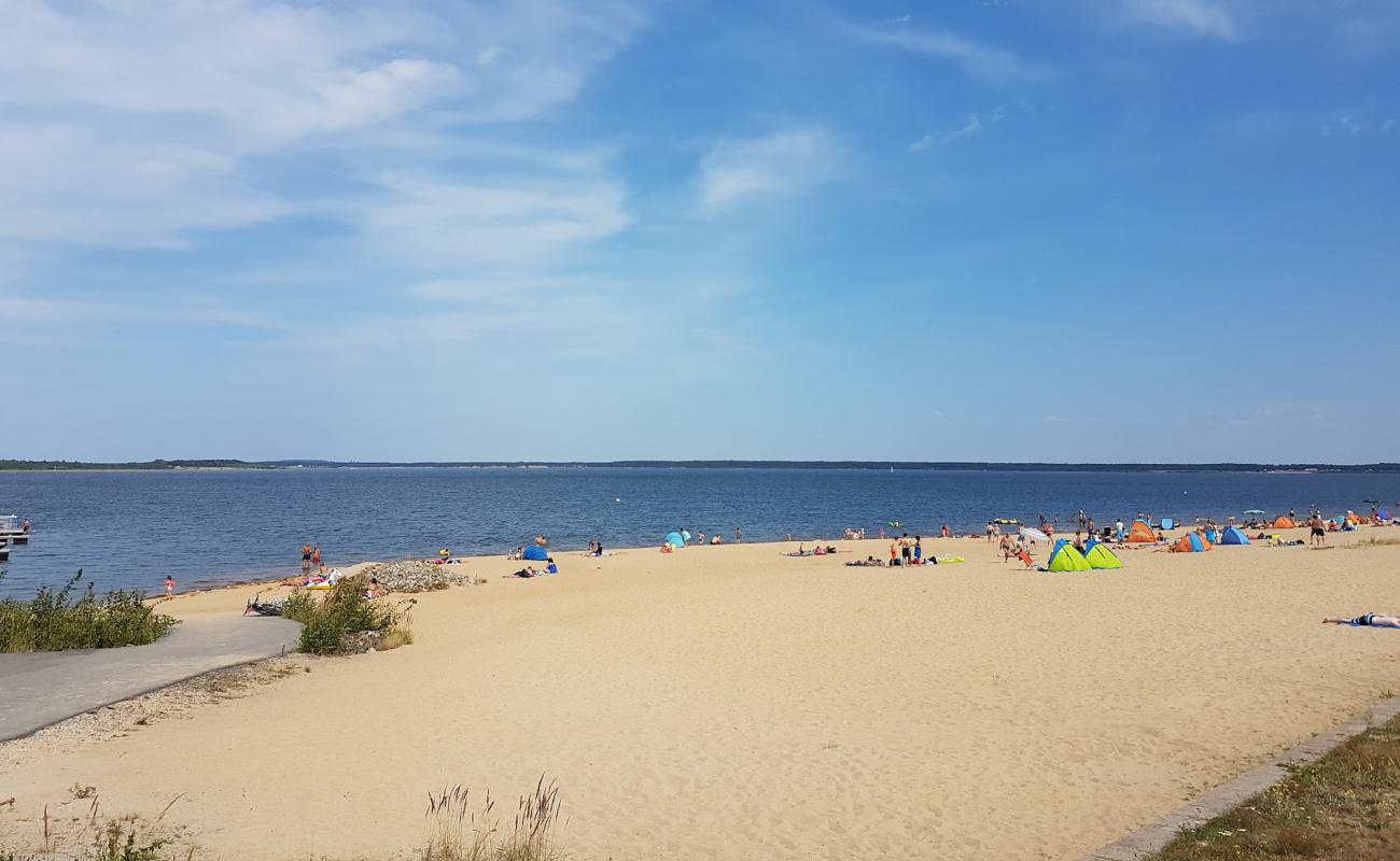 Фото Badestrand Uhyst с светлый песок поверхностью