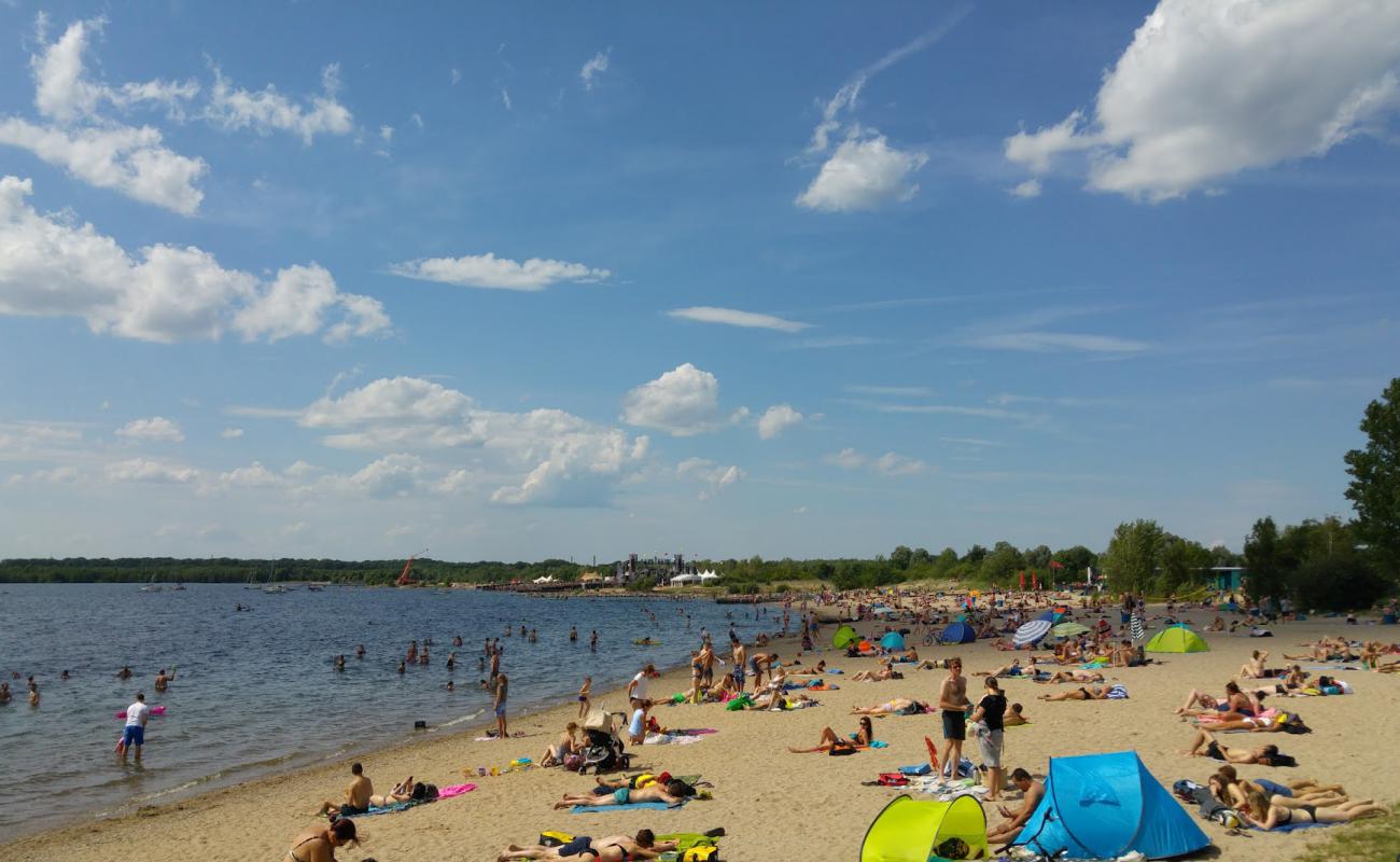 Фото Leipzig Beach с светлый песок поверхностью